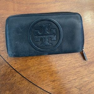Tory Burch wallet